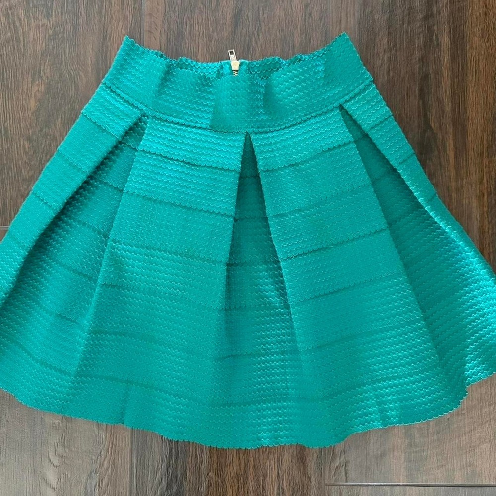 Skater Devlin Small Skirt Green Pleated A Line Stiff Shape Short Women's Preppy